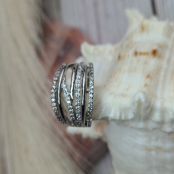 WHITE SAPPHIRE STERLING SILVER CRISS CROSS RING - Picture 1 of 10